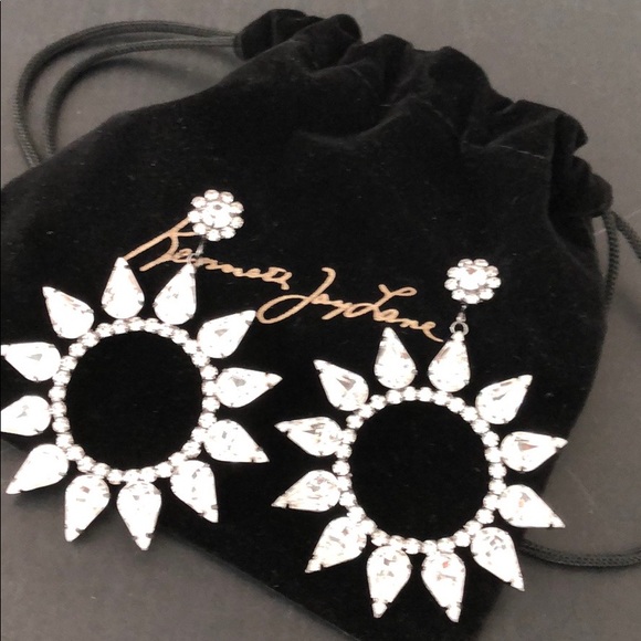 GUNMETAL CRYSTAL OPEN CIRCLE DANGLING EARRINGS - Picture 4 of 16